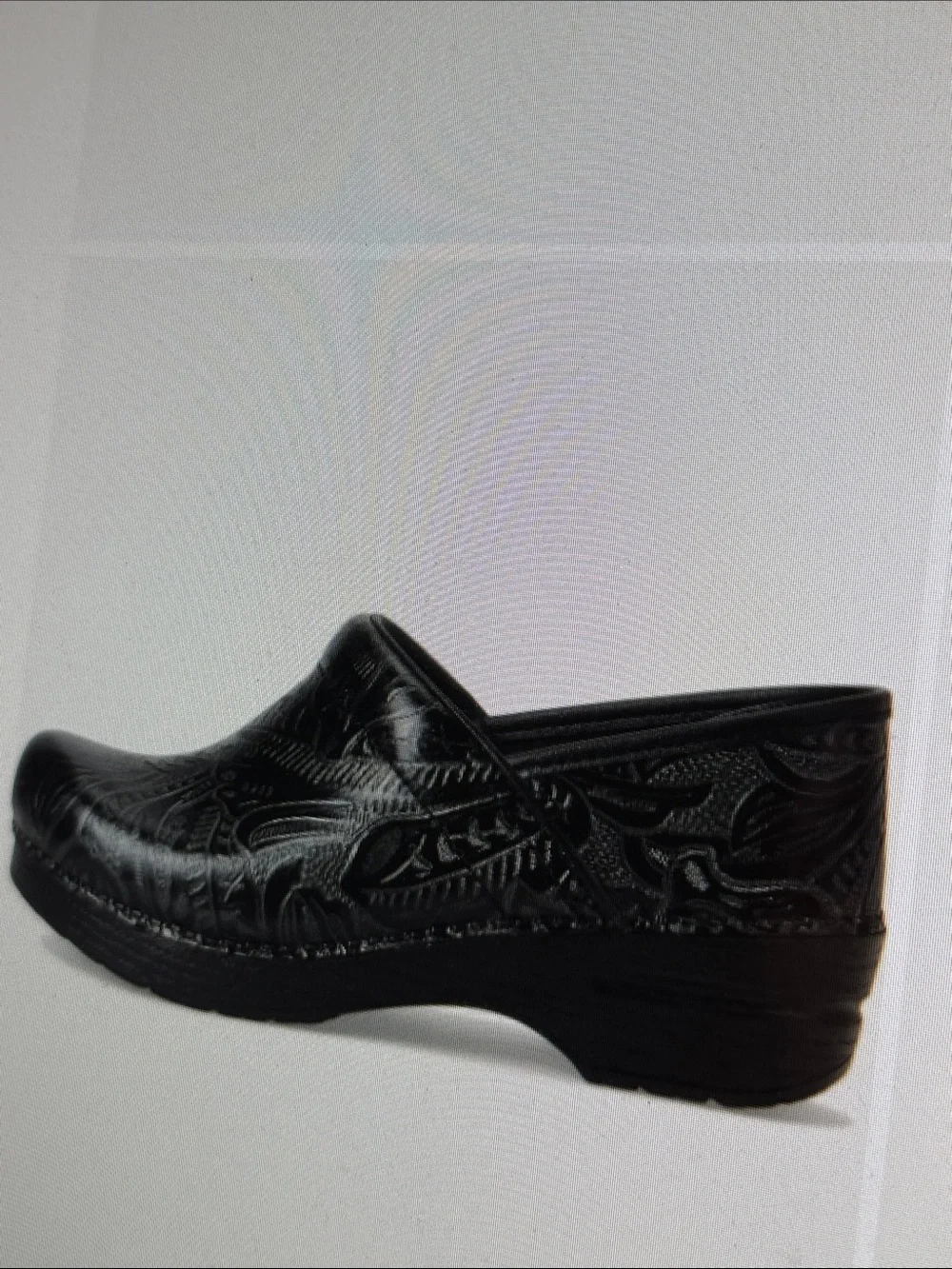 Dansko Black Embossed Floral Tooled Leather Clogs 39 - Picture 10 of 11
